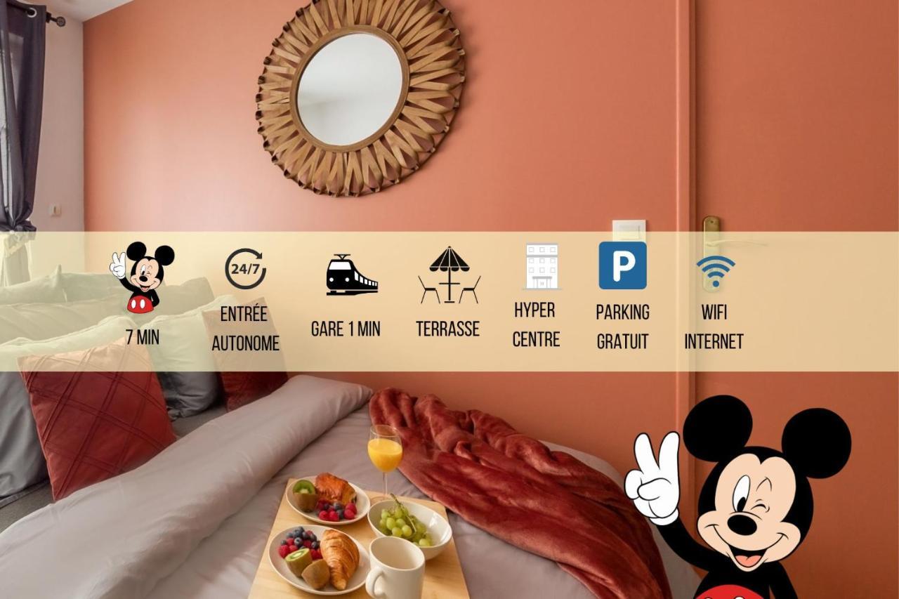 La Gare, Disneyland Paris Terrasse Parking Gratuit Bussy-Saint-Georges Exterior foto